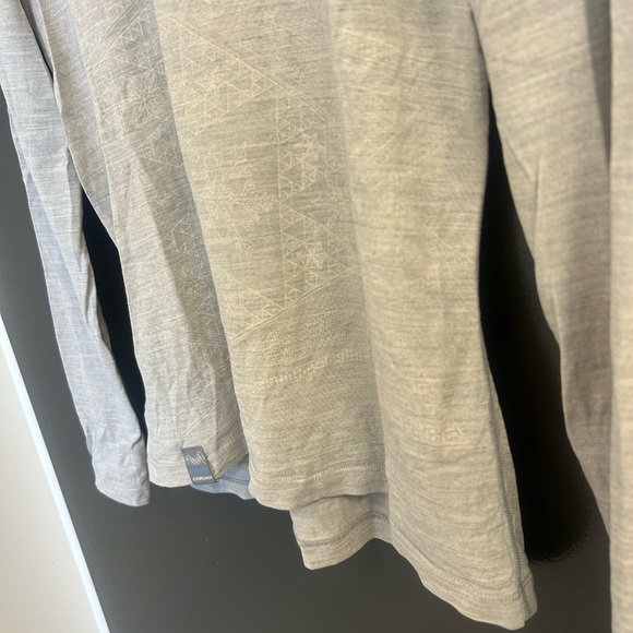 Icebreaker M merino base layer Gray V-Neck Long Sleeve Top - Picture 5 of 11